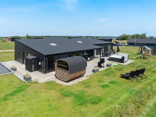 Sommerhus - 14 personer -  - Sommerhaven - Hvidbjerg - 7080 - Børkop