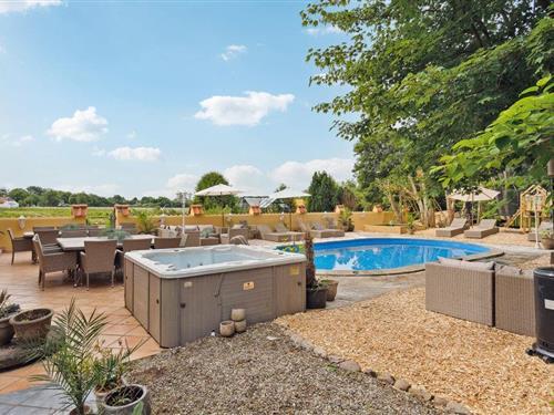 Sommerhus - 24 personer -  - Stilundvej - 6621 - Gesten