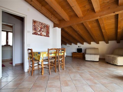 Holiday Home/Apartment - 3 persons -  - Via del Garda, - 37067 - Salionze