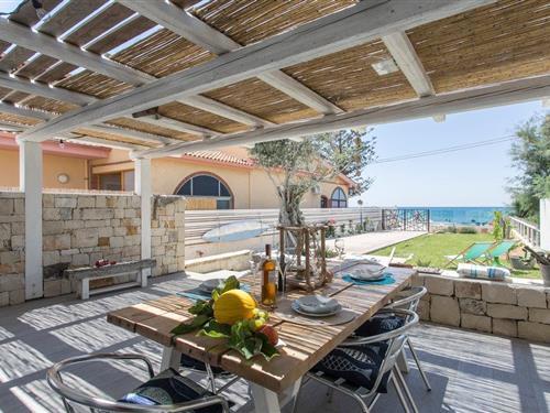 Feriehus - 12 personer -  - S.Prov. 67 km - Santa Maria Del Focallo - 97014 - Ispica