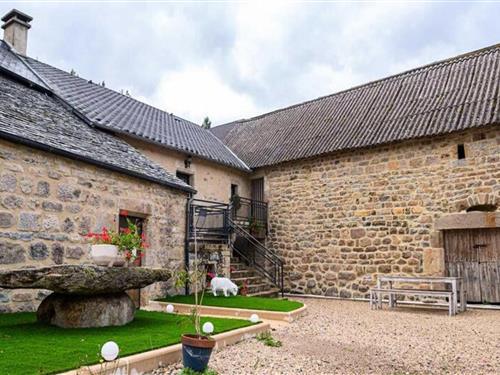 Ferienhaus - 6 Personen -  - 48000 - St Etienne Du Valdonnez