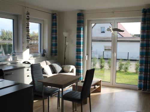 Holiday apartment - 2 persons -  - Am Hünengrab - 17440 - Lütow