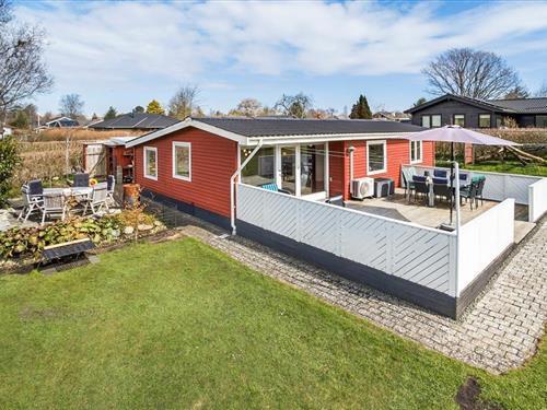 Feriehus - 6 personer -  - Rønnevænget - Ajstrup Strand - 8340 - Malling