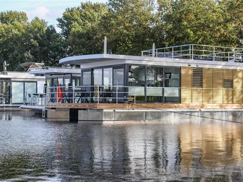 Houseboat - 4 persons -  - De Kamp - 5855 EG - Well