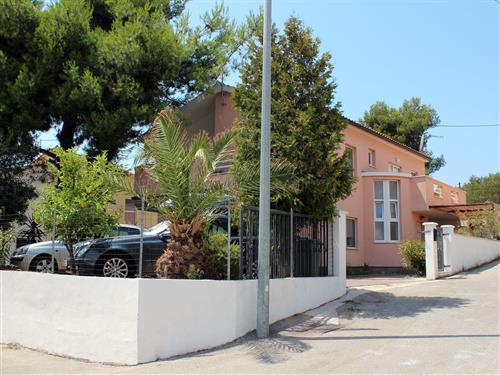 Ferielejlighed - 4 personer -  - Ribarski put - 21223 - Okrug Gornji