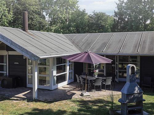 Fritidshus - 10 personer -  - Wiesesmindevej - Marielyst - 4873 - Væggerløse