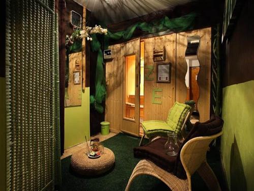 Holiday apartment - 14 persons -  - 38114 - Oz En Oisans