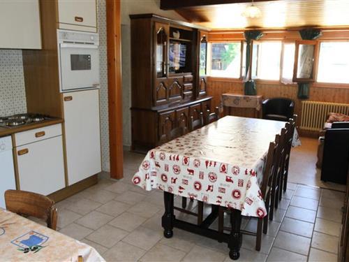 Holiday Home/Apartment - 6 persons -  - 74390 - Chatel