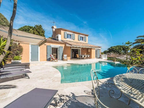 Holiday home - 8 persons -  - Gassin - 83580