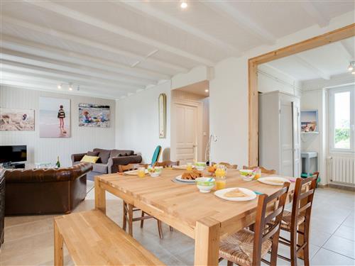 Holiday Home/Apartment - 4 persons -  - Quiberon - 56510