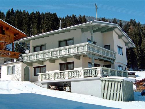 Holiday Home/Apartment - 13 persons -  - Taxachstr. - 6273 - Ried