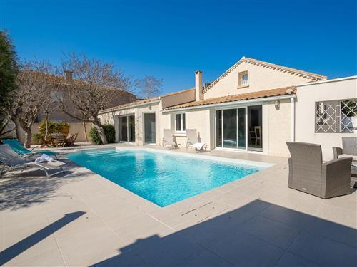 Holiday home - 10 persons -  - Cap D'agde - 34300