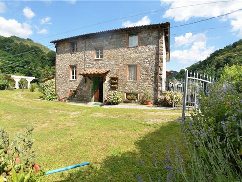 Ferienhaus - 6 Personen -  - 55064 - Pescaglia