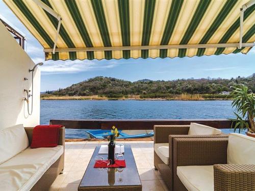 Holiday home - 5 persons -  - Przinovac - Ploce-Opuzen - 20355 - Opuzen