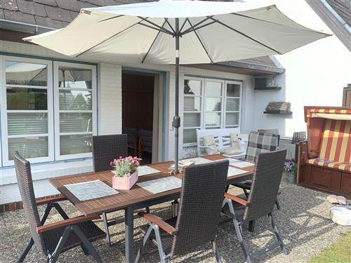 Holiday Home/Apartment - 2 persons -  - Sjipkamp - 25980 - Westerland