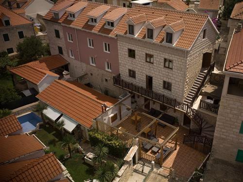  - 3 persons -  - Ulica Domovinskog Rata - 21403 - Sutivan