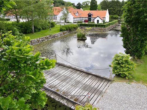 Holiday Home/Apartment - 10 persons -  - Risingevej - 5540 - Ullerslev