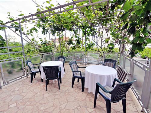 Holiday Home/Apartment - 6 persons -  - Sumpetar - 21314 - Sumpetar