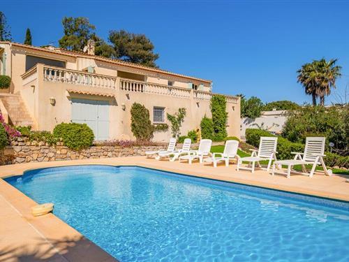 Sommerhus - 8 personer -  - Avenue Charles Gounod - 83370 - Saint Aygulf