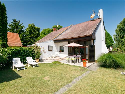 Sommerhus - 8 personer -  - Balatonfenyves - 8646
