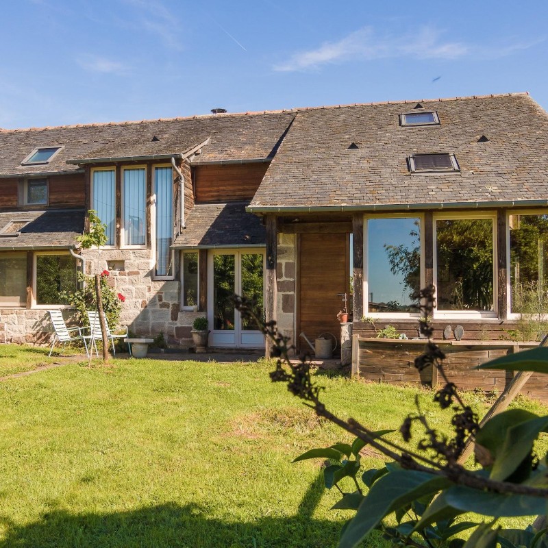 Sommerhus - 5 personer -  - 19130 - Saint Bonnet La Riviére