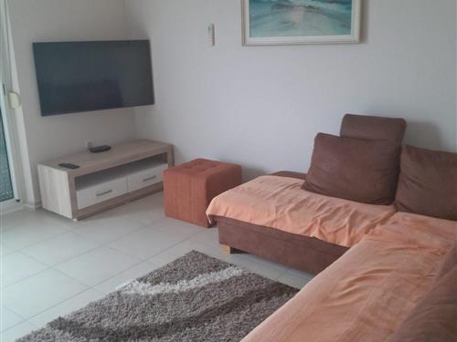 Holiday Home/Apartment - 4 persons -  - Banjol - 51280 - Banjol