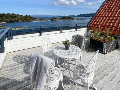 Holiday Home/Apartment - 7 persons -  - Austvikneset - Mosterhamn/Bømlo - 5440 - Mosterhamn