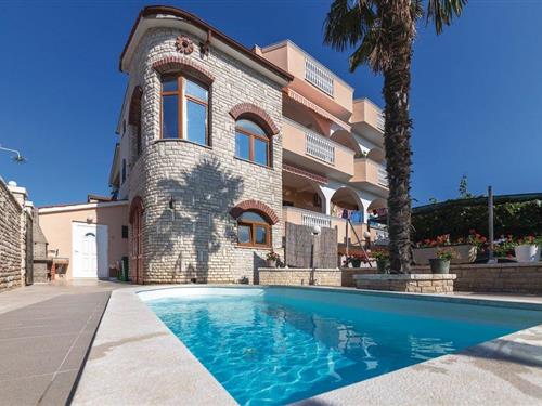 Holiday apartment - 5 persons -  - Kapeleri - 52100 - Pula