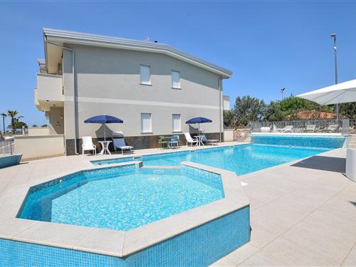 Holiday Home/Apartment - 6 persons -  - Via del Mare snc - 88047 - Nocera Terinese
