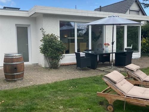 Bungalow - 7 persons -  - Lenster Weg - 23743 - Lensterstrand
