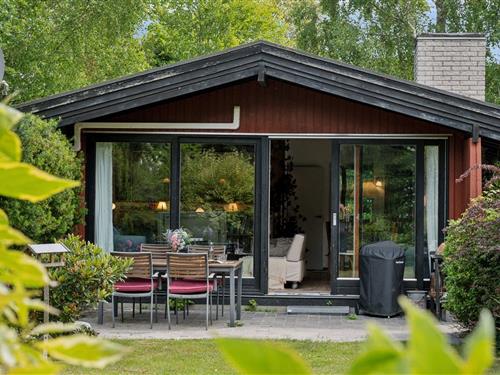 Sommerhus - 5 personer -  - Bragesvej - Vejby Strand - 3210 - Vejby