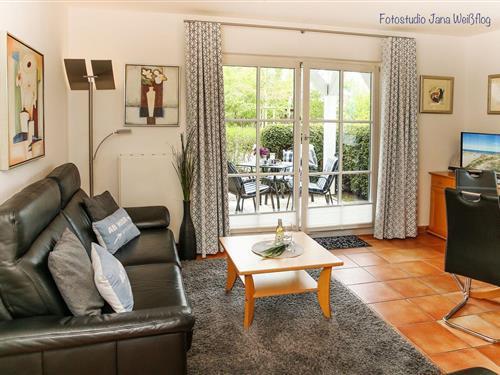 Holiday Home/Apartment - 4 persons -  - Strandstraße - 18225 - Ostseebad Kühlungsborn