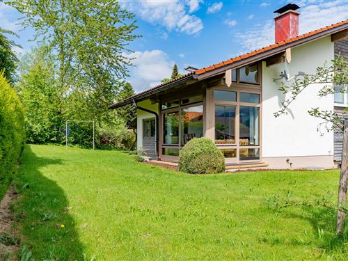 Ferienhaus - 8 Personen -  - Bergstraße - 87448 - Waltenhofen