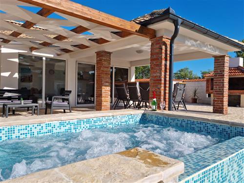 Feriehus - 8 personer -  - Radošinovci - 23422 - Stankovci