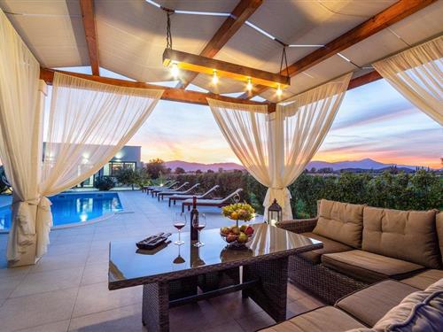 Sommerhus - 10 personer -  - Gala - Split-Otok Dalmatinski - 21238 - Otok Dalmatinski