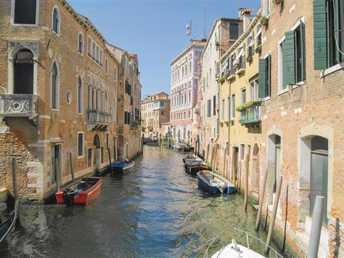Holiday Home/Apartment - 5 persons -  - S. Polo - Venezia - 30125 - Venezia Ve