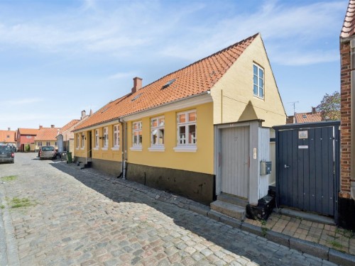 Feriehus - 6 personer -  - Larsegade - 3700 - Rønne