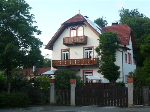 Holiday Home/Apartment - 4 persons -  - Wettersteinstraße - 82467 - Garmisch-Partenkirchen
