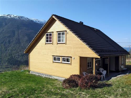 Holiday Home/Apartment - 6 persons -  - Arnafjord - 6893