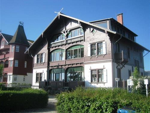 Holiday Home/Apartment - 4 persons -  - Strandpromenade - 17429 - Bansin (Seebad)