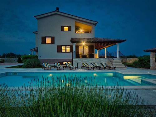 Villa - 10 personer -  - 52342 - Svetvincenat