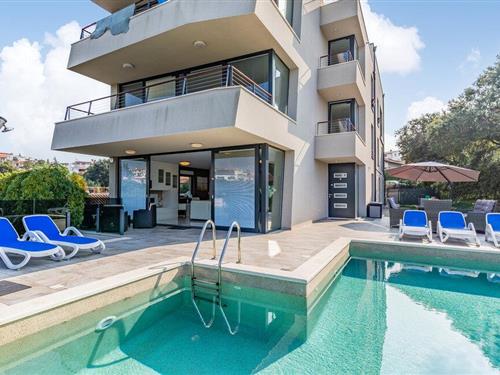 Holiday apartment - 8 persons -  - Pjescana Uvala 7 ogranak - Pula - Pjescana Uvala - 52100 - Pula