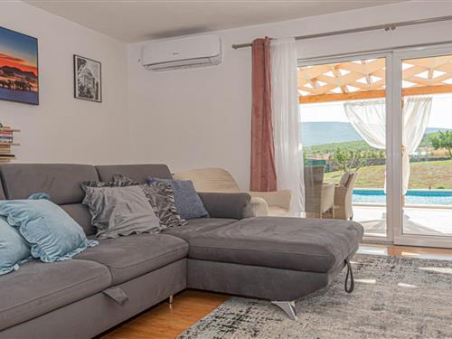 Villa - 9 personer -  - 22320 - Drnis