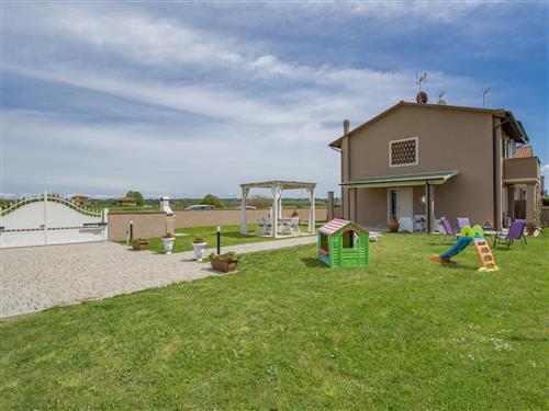 Holiday Home/Apartment - 6 persons -  - Bientina - 56031