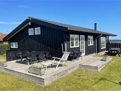 Sommerhus - 8 personer -  - Ved Kysten - Vemmingbund - 6310 - Broager