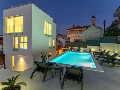 Holiday home - 8 persons -  - Cocina draga - 21220 - Trogir