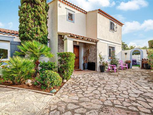 Sommerhus - 8 personer -  - Chemin du rayolet - 83140 - Six-Fours-Les-Plages