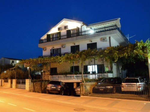 Holiday apartment - 4 persons -  - Ante Lasan Kabalera - 22211 - Vodice