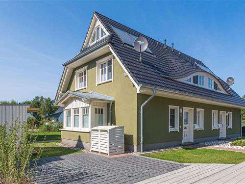 Holiday Home/Apartment - 5 persons -  - Haseneck - 18374 - Seeheilbad Zingst