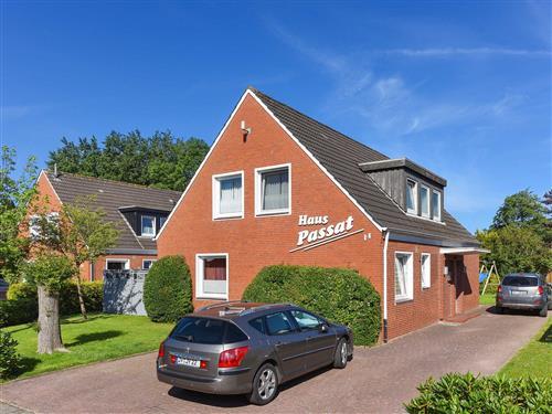 Holiday Home/Apartment - 6 persons -  - Bootsweg - 26427 - Neuharlingersiel